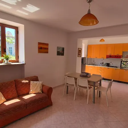 Casa Gialla * Lipari (Isola Lipari)