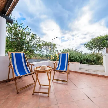 Casa Gialla - Aeolian